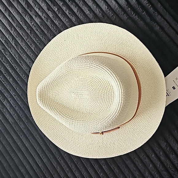 Classic summer paper straw hat size medium in cream color - Picture 4 of 7